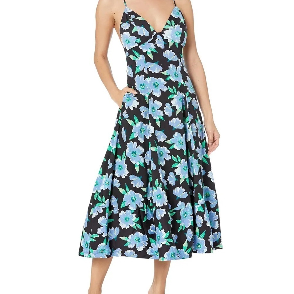Free People
Finer Things Printed Midi Dress
SKU 9902114
$128.00 - Picture 3 of 7